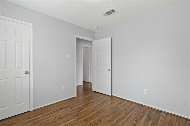 Building Photo - 305 Winter Pk Ct