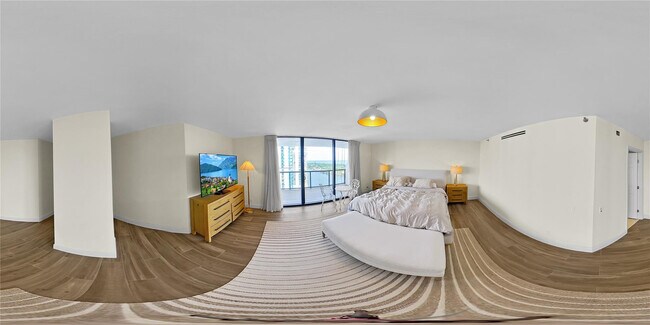 Building Photo - 19667 Turnberry Way