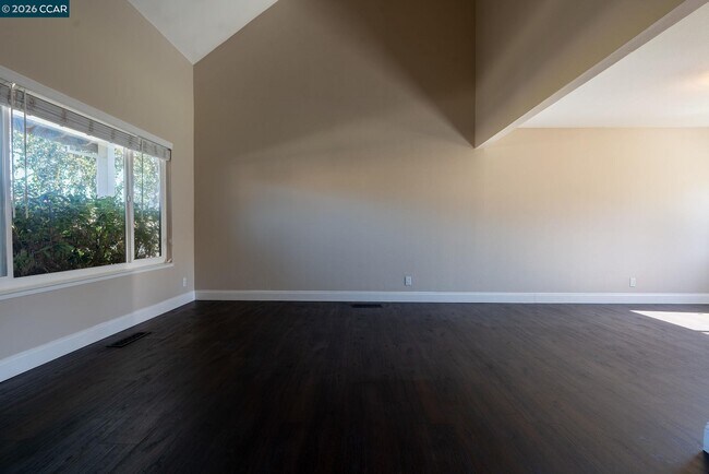 Building Photo - 1359 Shade Oak Ln