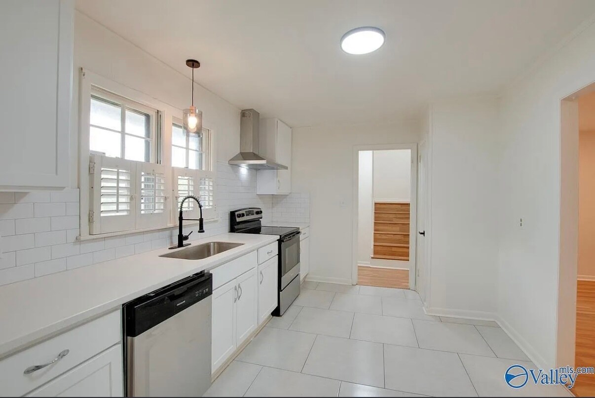 Kitchen - 4701 Raton Blvd NW