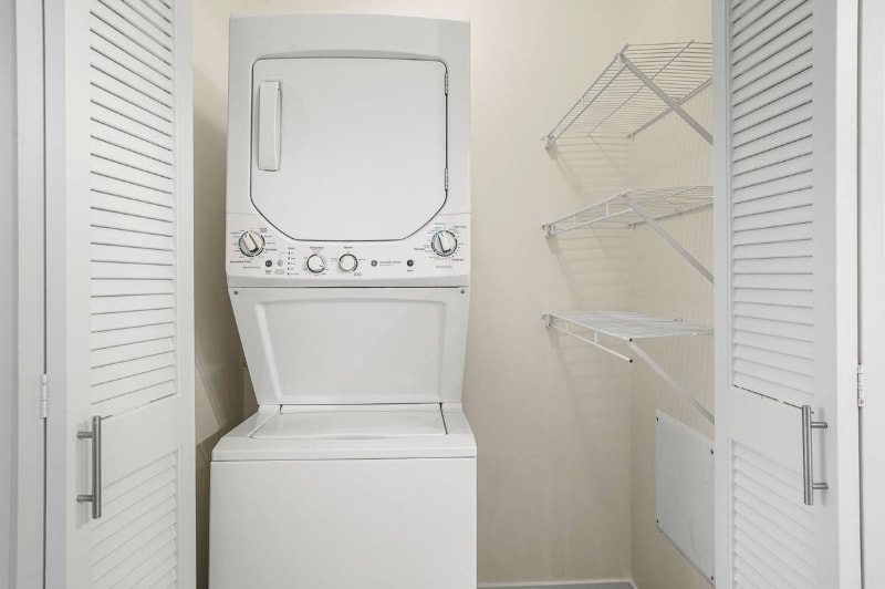 Building Photo - 3768 N Halsted St