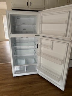 Building Photo - 1127 Strathdon Ave