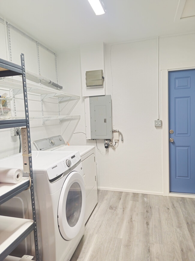 Building Photo - 7413 118th Dr