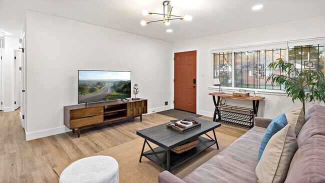 Building Photo - 135 69th St