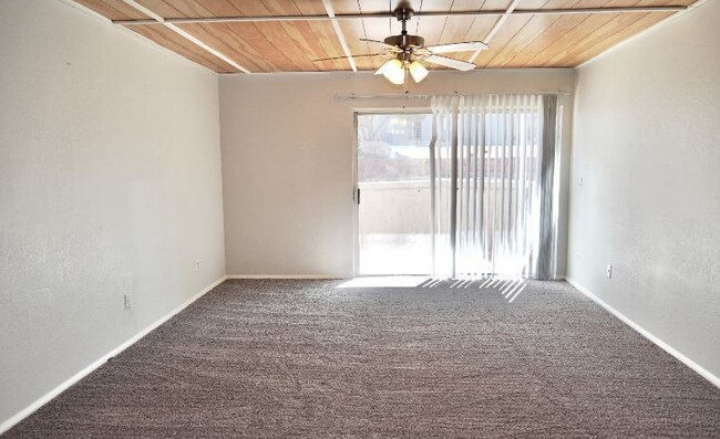 Building Photo - 3485 Rebecca Ln