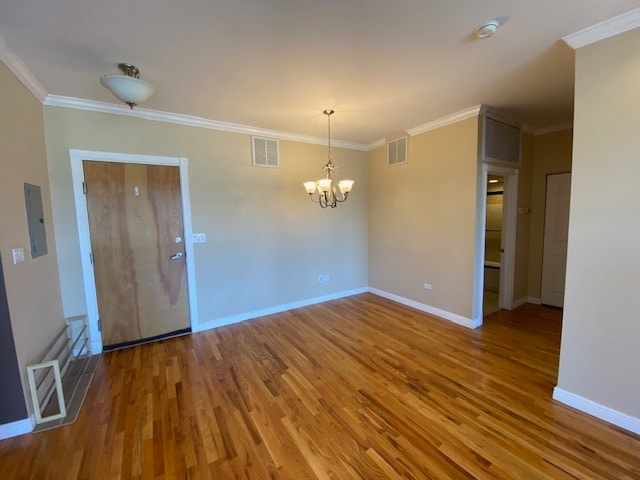 Dining area - 1151 W 15th St