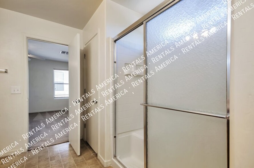 Building Photo - 2834 W Duskywing Dr