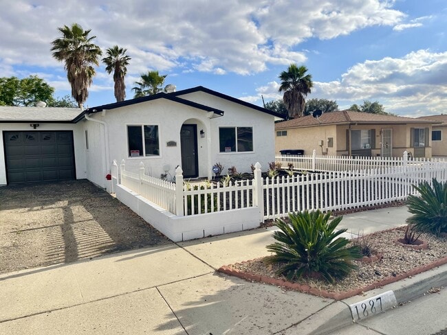 Building Photo - 1887 Cll Amargosa