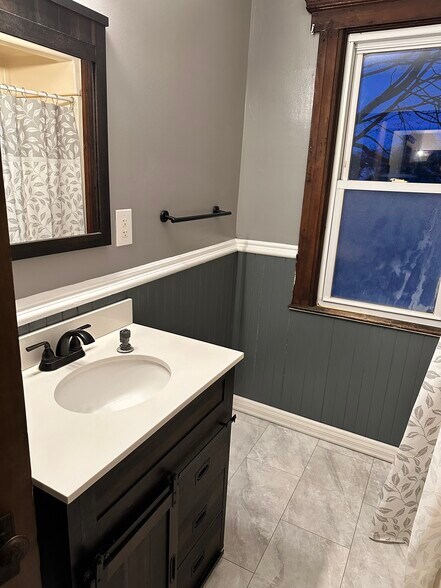 Building Photo - 17 Washington St