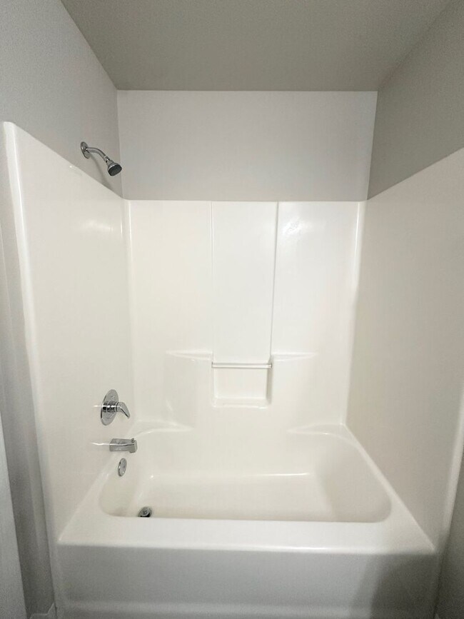 Building Photo - Fully renovated in 2025 2 bedroom, 2 bathroom ground floor apartment available soon.