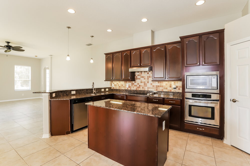 Building Photo - 8229 Santa Rosa Ct
