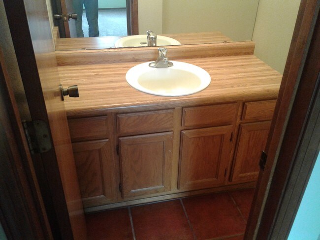 Building Photo - 5609 Wingate Ave NW