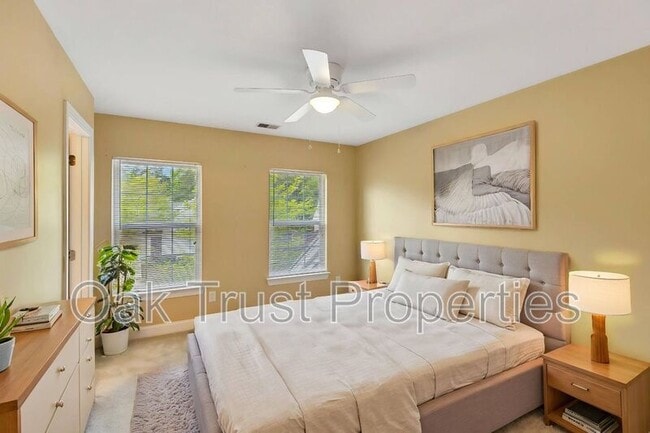 Building Photo - 126 Tuscany Ct