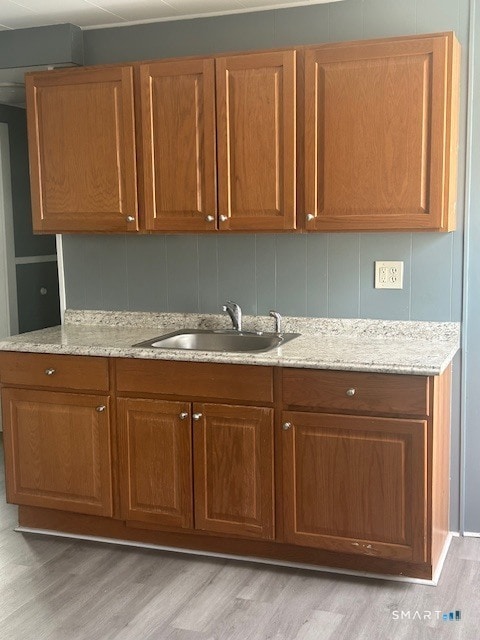 Building Photo - 20 Lounsbury Ave