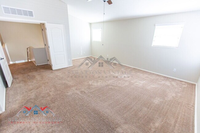 Building Photo - 17932 W Caribbean Ln