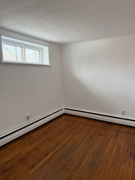 Building Photo - 3656 Main St