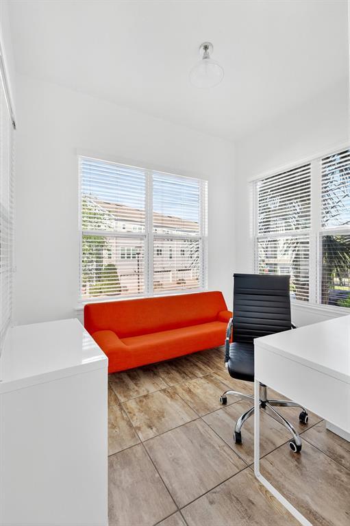 Building Photo - 8443 Karrer Ter