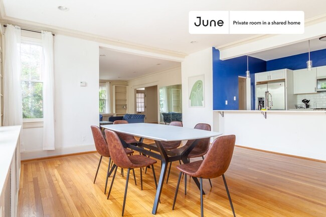Building Photo - Private bedroom in 7 bed/4 bath Home