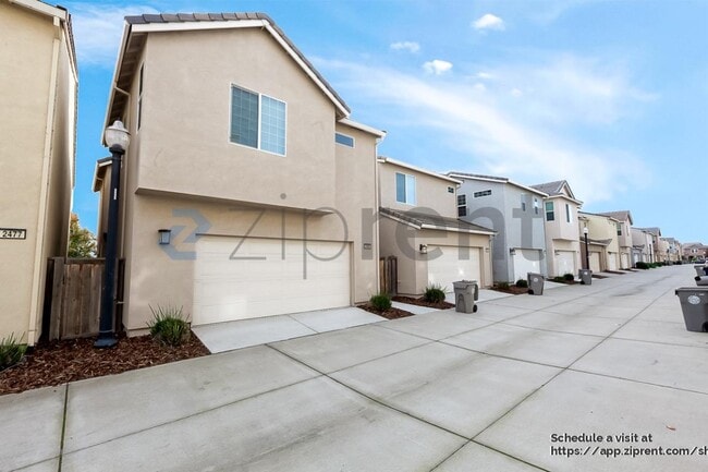 Building Photo - 2483 Judith Resnik Ave