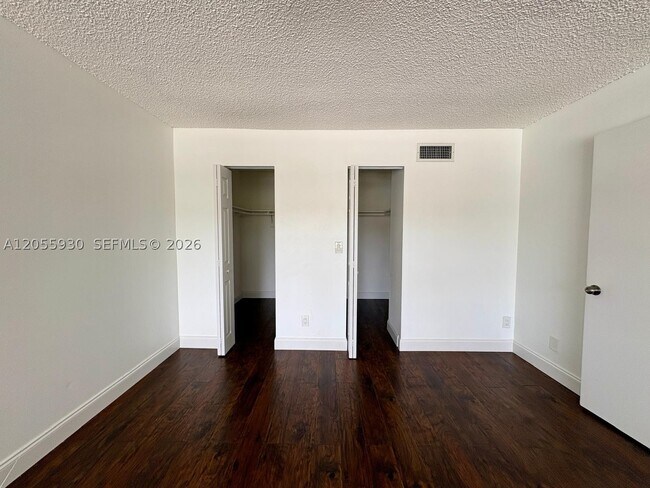 Building Photo - 6979 SW 110th Pl