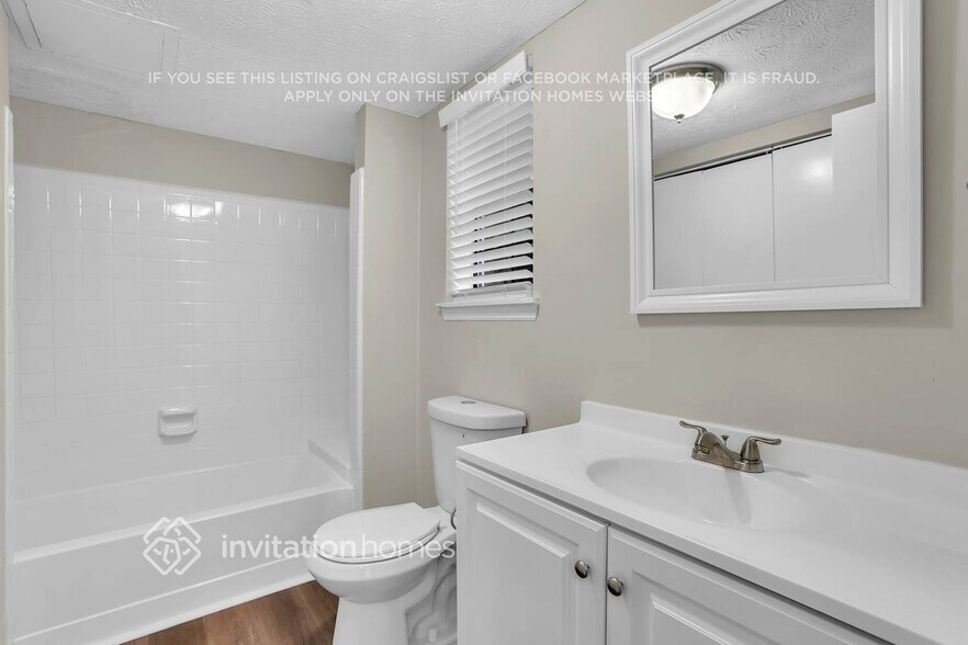 Building Photo - 2483 Newgate Dr