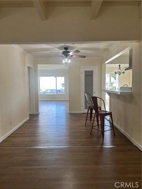 Building Photo - 6447 Balcom Ave