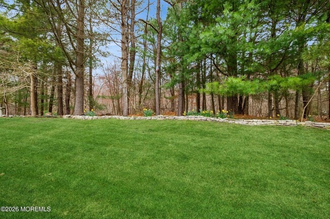 Building Photo - 12 Paradise Blvd