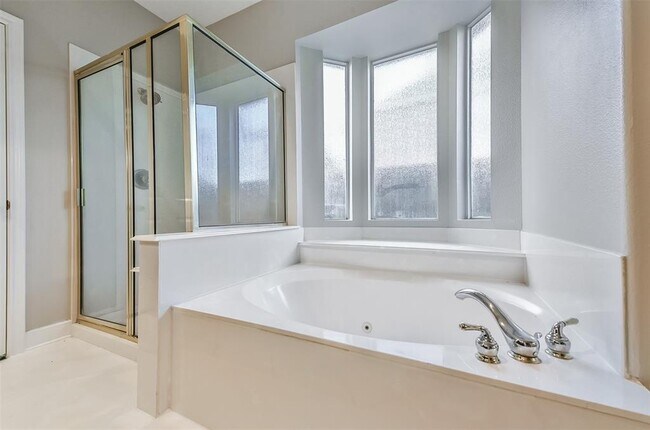 Building Photo - 3403 Long Meadow Ct