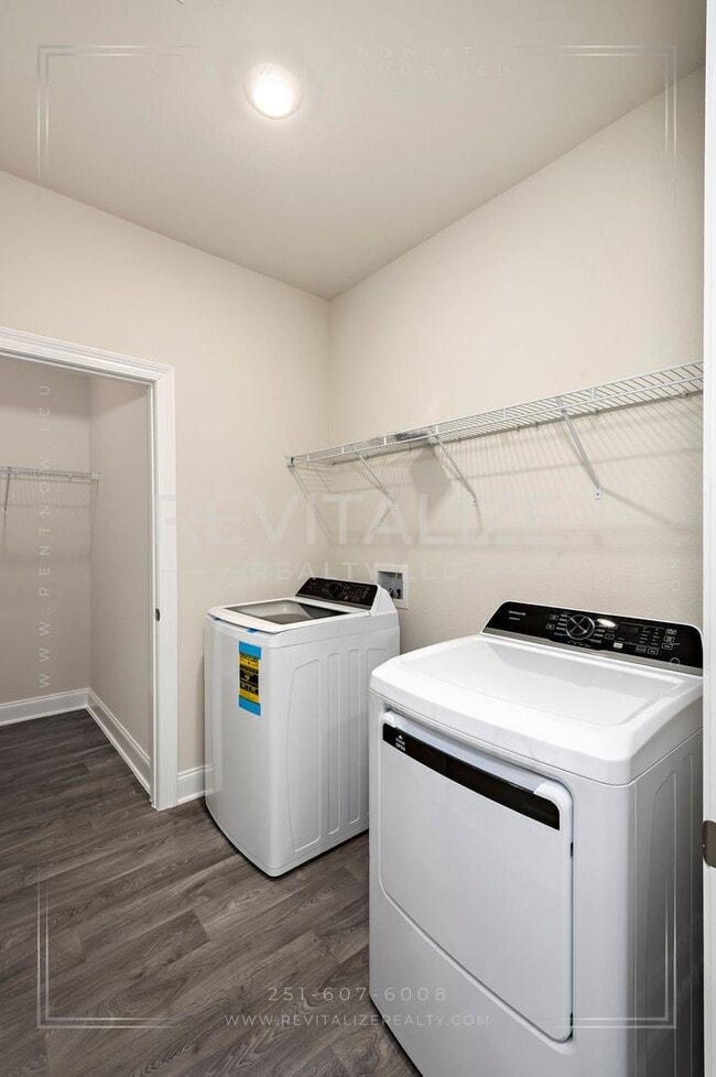 Building Photo - Newly Built 4 Bed 2 Bath Craftsman Home in Spanish Fort with Deck