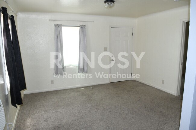 Building Photo - Ideal 1 Br 1 Ba Single Family Home Near 24th St and Washington in Phoenix