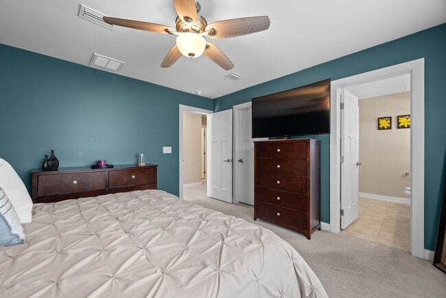 Building Photo - Charming two-story, 4-bedroom, 3-bathroom home.