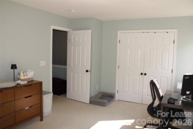 Building Photo - 9446 Cadman Ct