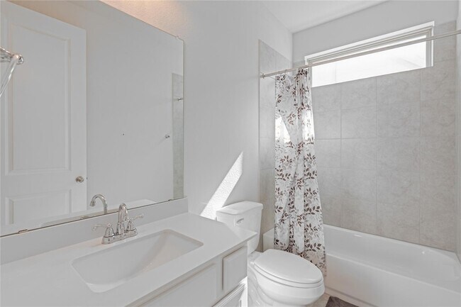 Building Photo - 213 Mira Mesa Dr