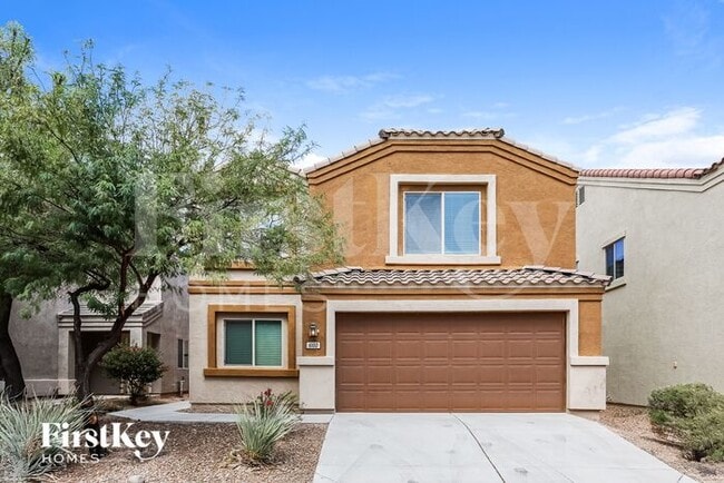 Building Photo - 6100 E Paradise Ln