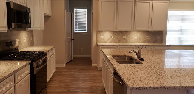 Building Photo - 6206 Blue Coast Ln