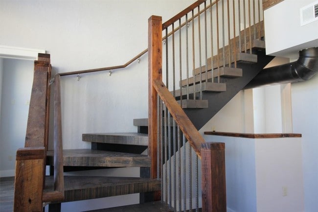 Building Photo - 109 N 2nd St