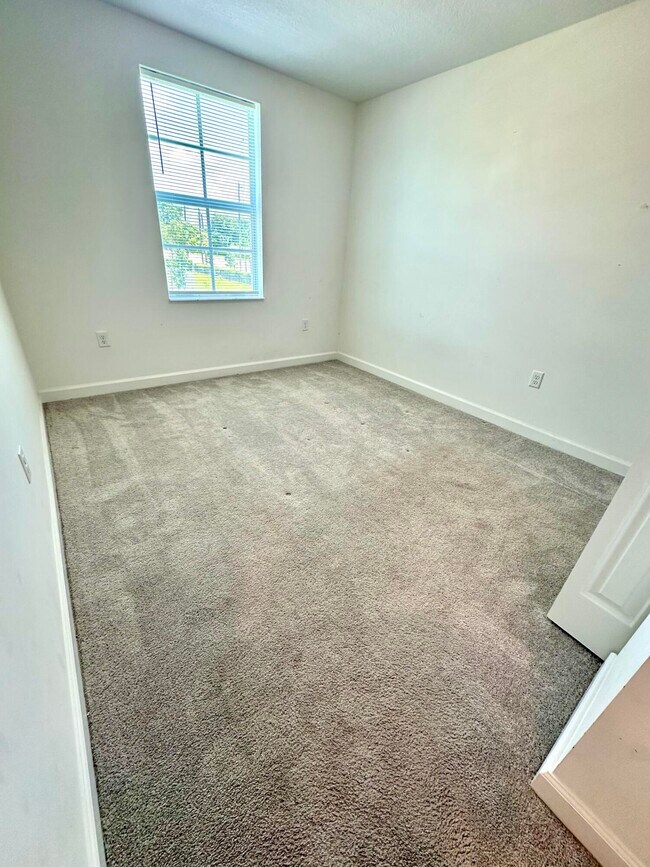 Building Photo - 4518 Dow Ln