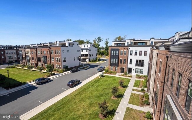 Building Photo - 22143 Penelope Heights Terrace