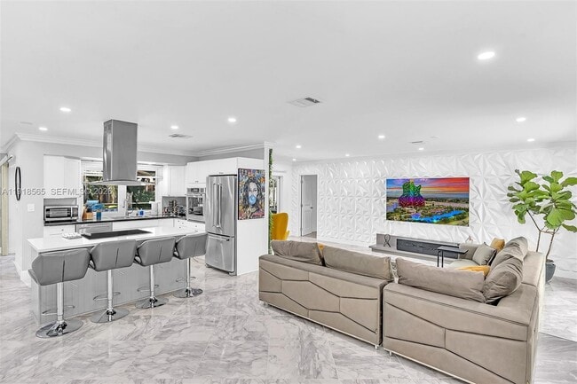 Building Photo - 2191 SW 27th Ln