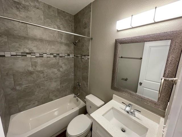 Building Photo - 8006 Doreen Ave