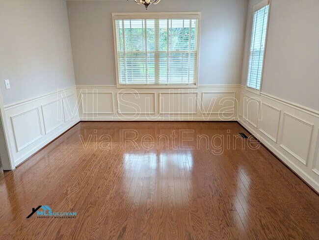 Building Photo - 703 Harkness Cir