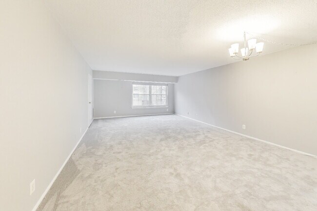 Building Photo - 7721 Tremayne Pl