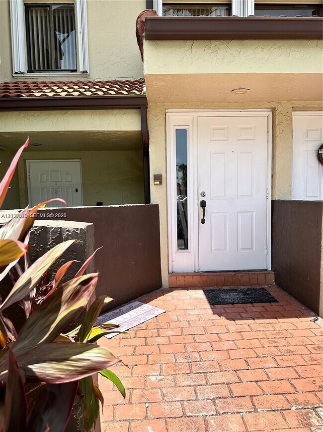 Building Photo - 9607 SW 138th Ave