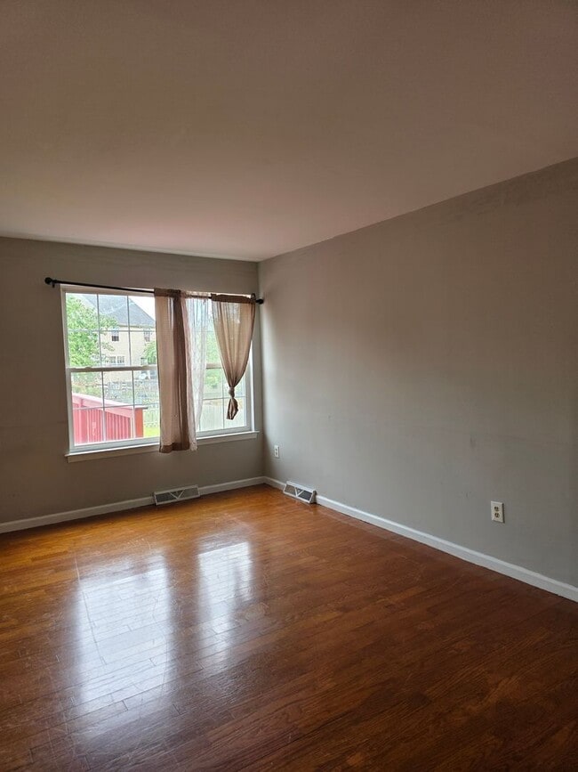 Building Photo - Townhouse in Newark/Bear Area