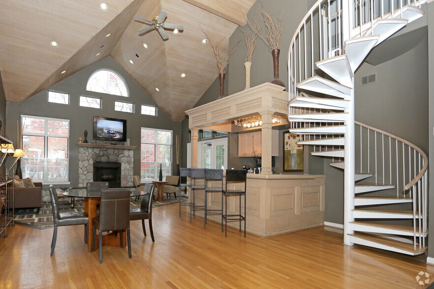 Interior Photo - Village Club of Farmington Hills