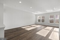 Building Photo - 1309 Bracken Ln