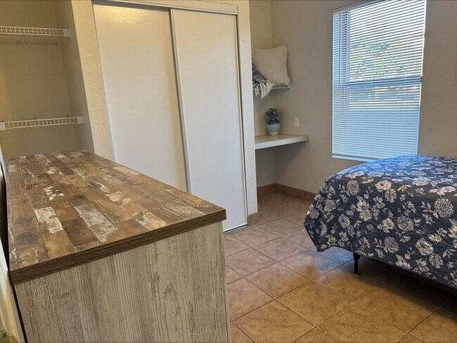 Interior Photo - Aggie Oasis