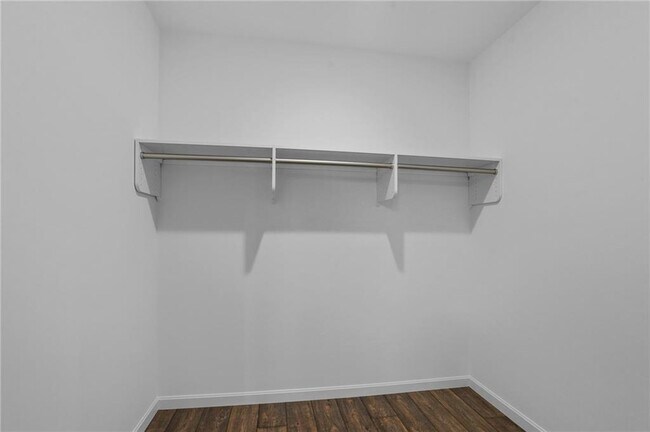 Building Photo - 30 Chickadee Ln