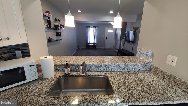 Building Photo - 3 Jack Pine Pl