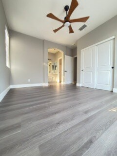 Building Photo - 9391 Bennoel Way